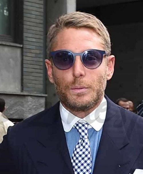 El yate camuflado Lapo Elkann