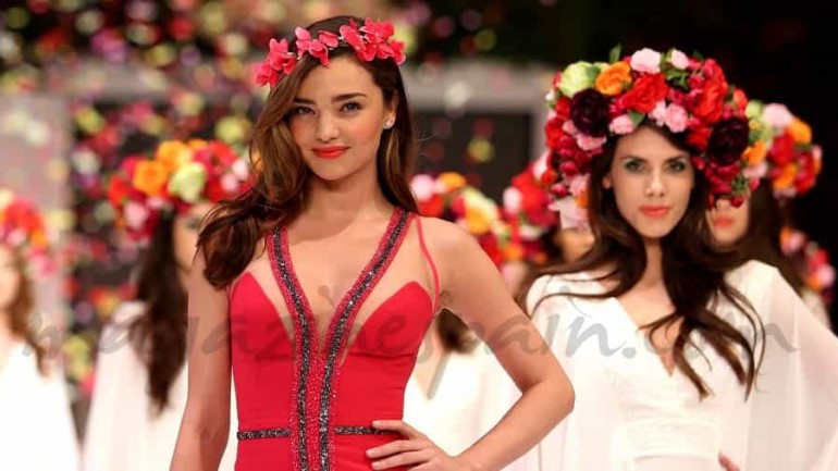 Miranda Kerr conquista las pasarelas turcas