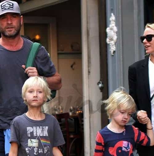 Naomi Watts en familia