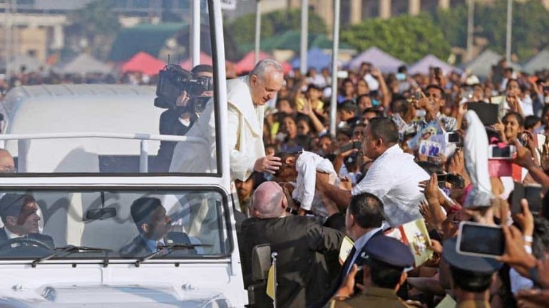 Espectacular recibimiento al Papa Francisco en Filipinas