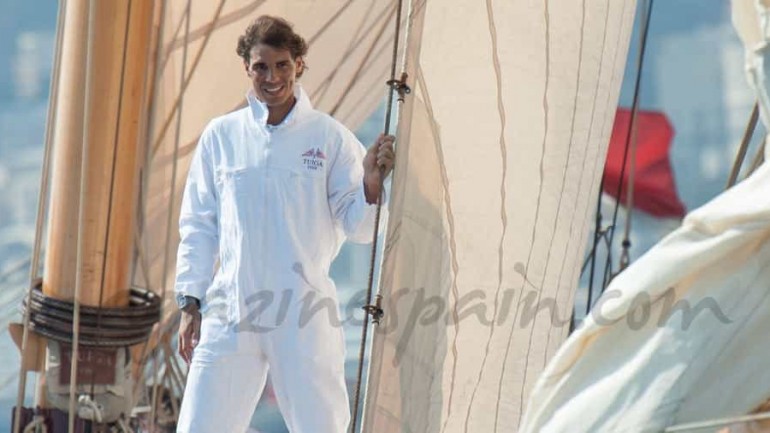 Rafa Nadal en el velero de Alberto de Mónaco