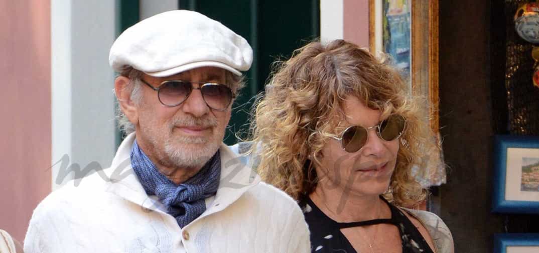 Steven Spielberg ejerce de abuelo