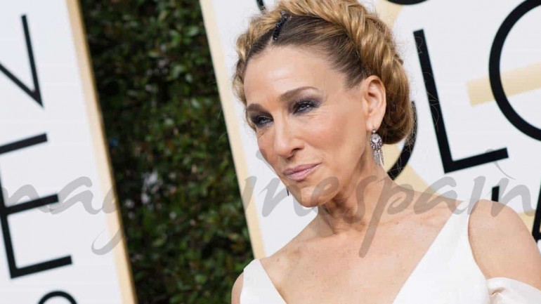 Copia el look de Sarah Jessica Parker: recogido con trenzas
