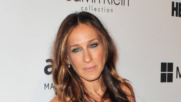 Copia el look de Sarah Jessica Parker en amfAR