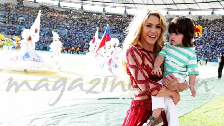 Shakira confirma en México, su embarazo