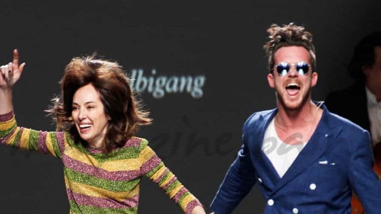 Teresa Helbig sorprende en: Mercedes Benz Fashion Week Madrid