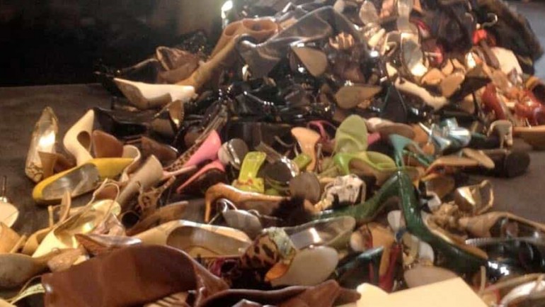 Los Beckham, zapatos y vestidos de lujo para ayudar a Filipinas