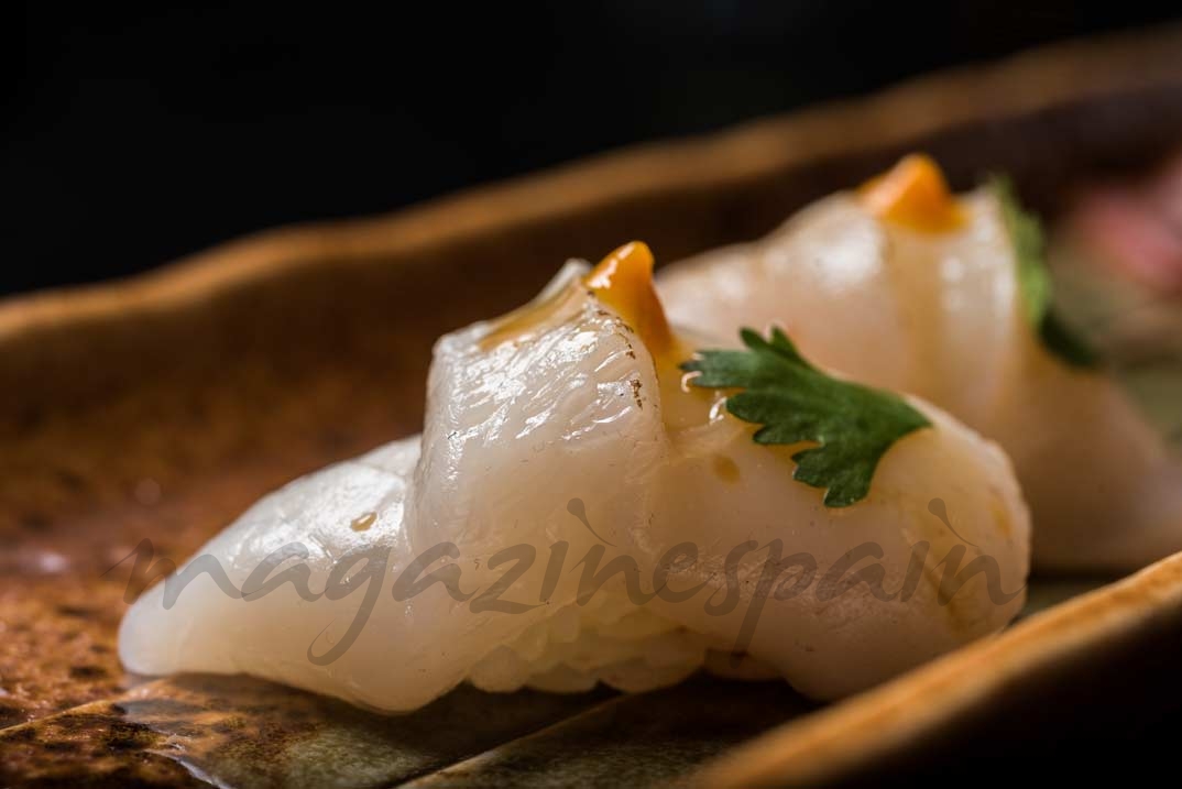 Nigiri de pez mantequilla con trufa