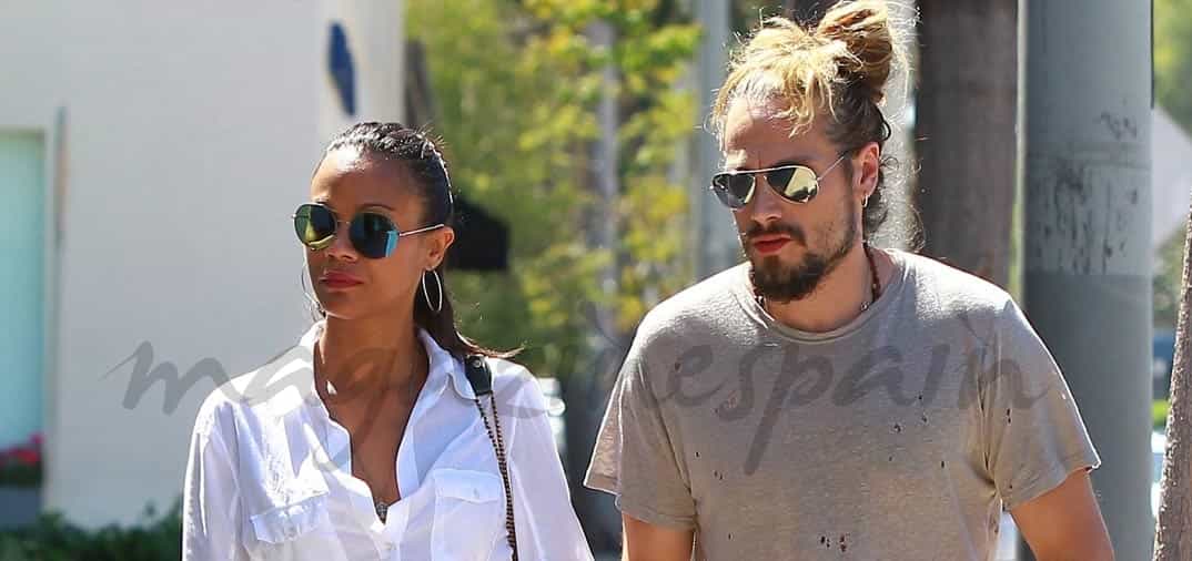 Zoe Saldana y su marido Marco Perego, feliz espera