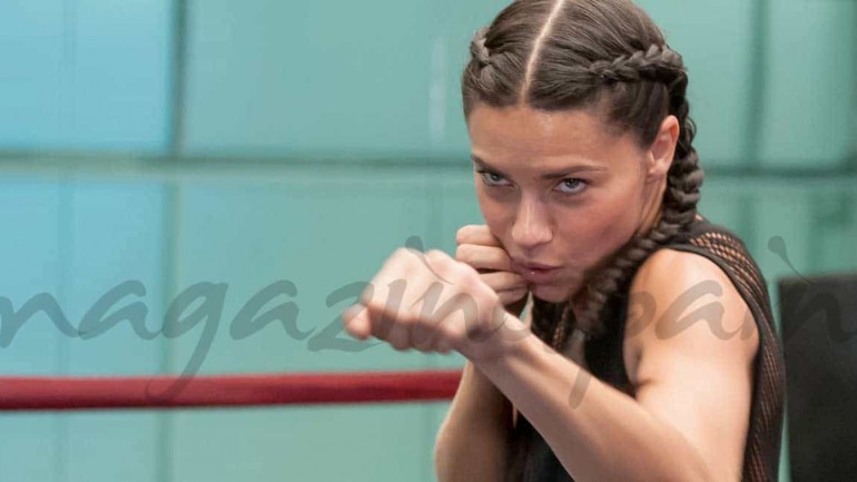 Adriana Lima… Entrena como un «ángel» para conseguir un cuerpo diez