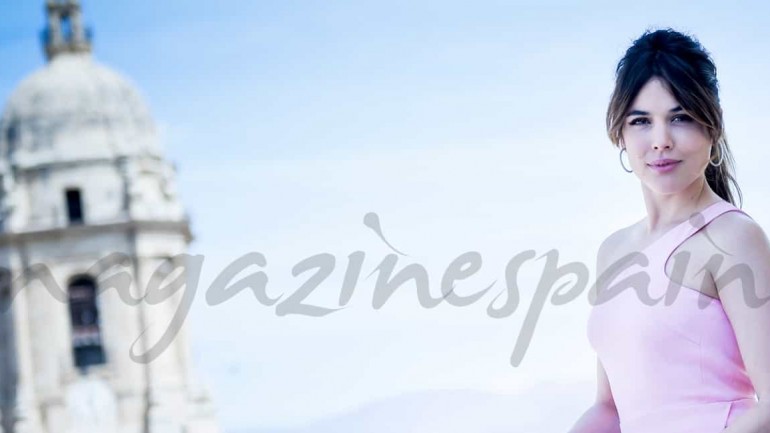 Adriana Ugarte … La vida es rosa