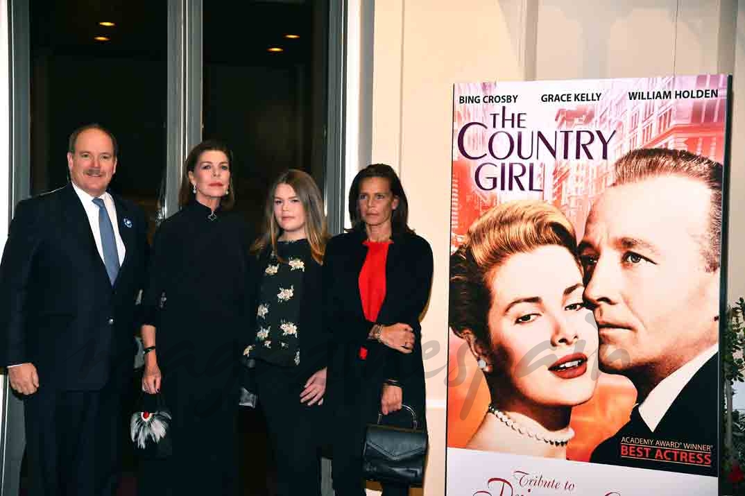 alberto-carolina-estefania-de-monaco-y-camille-gottlieb homenaje a grace kelly