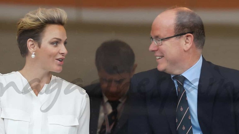 La princesa Charlene reaparece en el Gran Premio de Mónaco