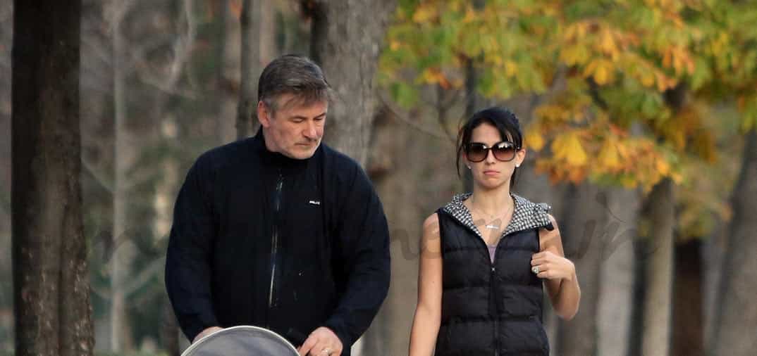 Alec Baldwin y su esposa Hilaria, enamorados de España