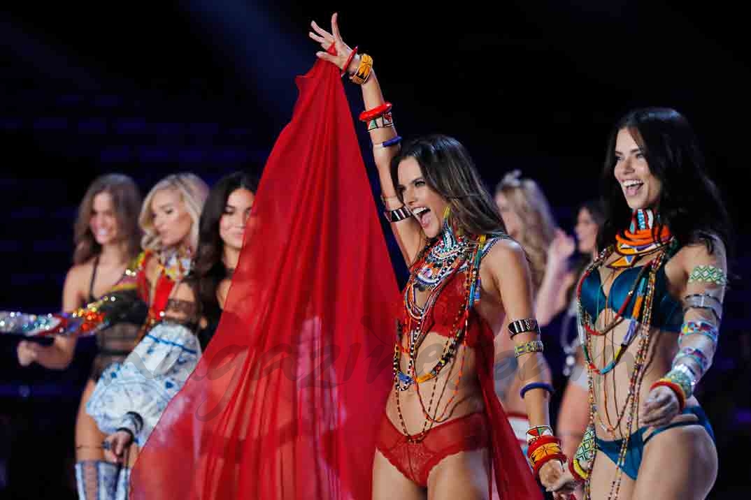 alessandra ambrosio no volvera a ser angel de victorias secret