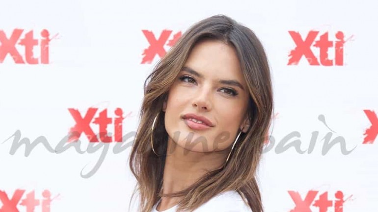 El secreto de belleza,  de Alessandra Ambrosio, «Rocío del cielo»