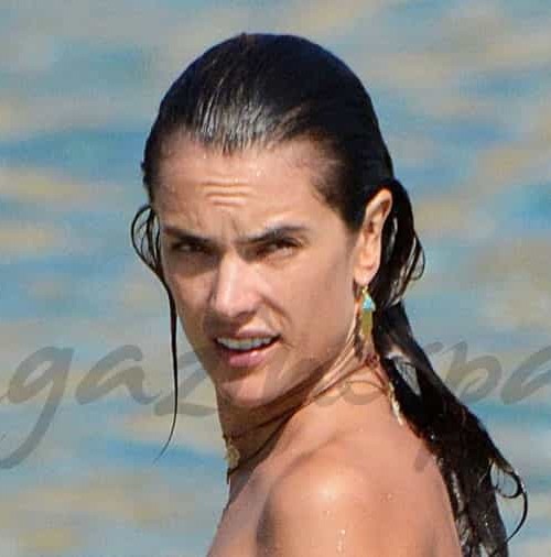 Alessandra Ambrosio, divertidas vacaciones en familia