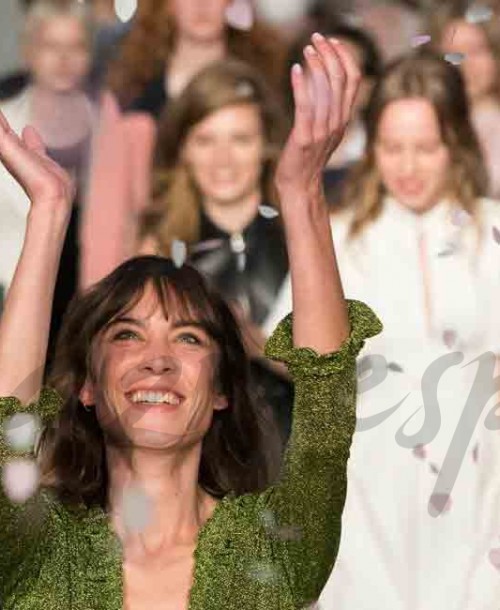 Alexa Chung debuta como diseñadora