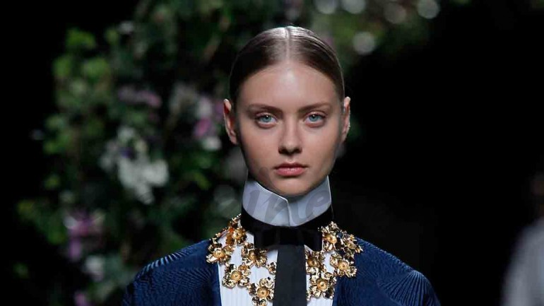 Mercedes Fashion Week: Alvarno Primavera Verano 2018