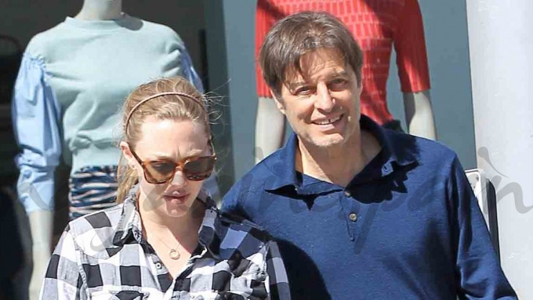 El look premamá de Amanda Seyfried