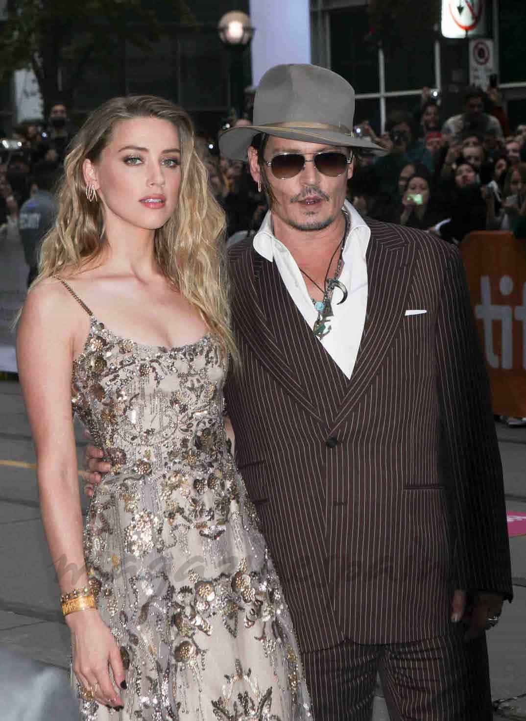 Johnny Depp y Amber Heard deslumbraron en Toronto