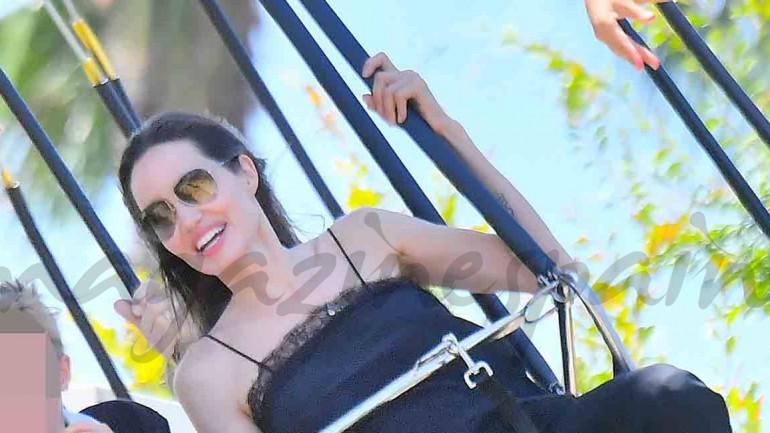 Angelina Jolie celebra el 9º cumpleaños de sus mellizos en Disneyland