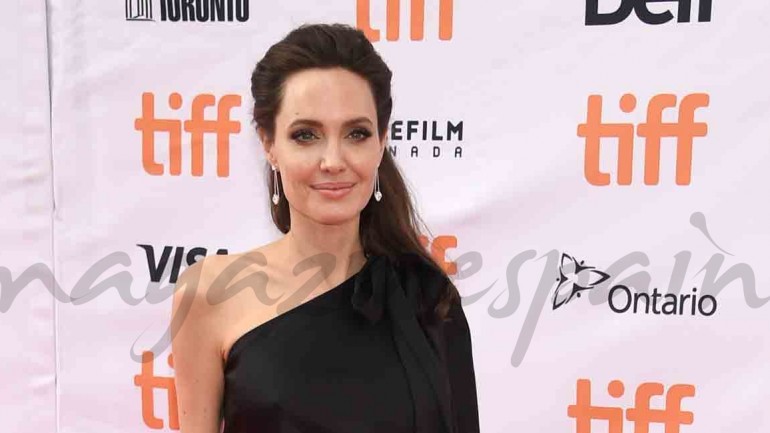 Angelina Jolie reúne a todos sus hijos en Toronto