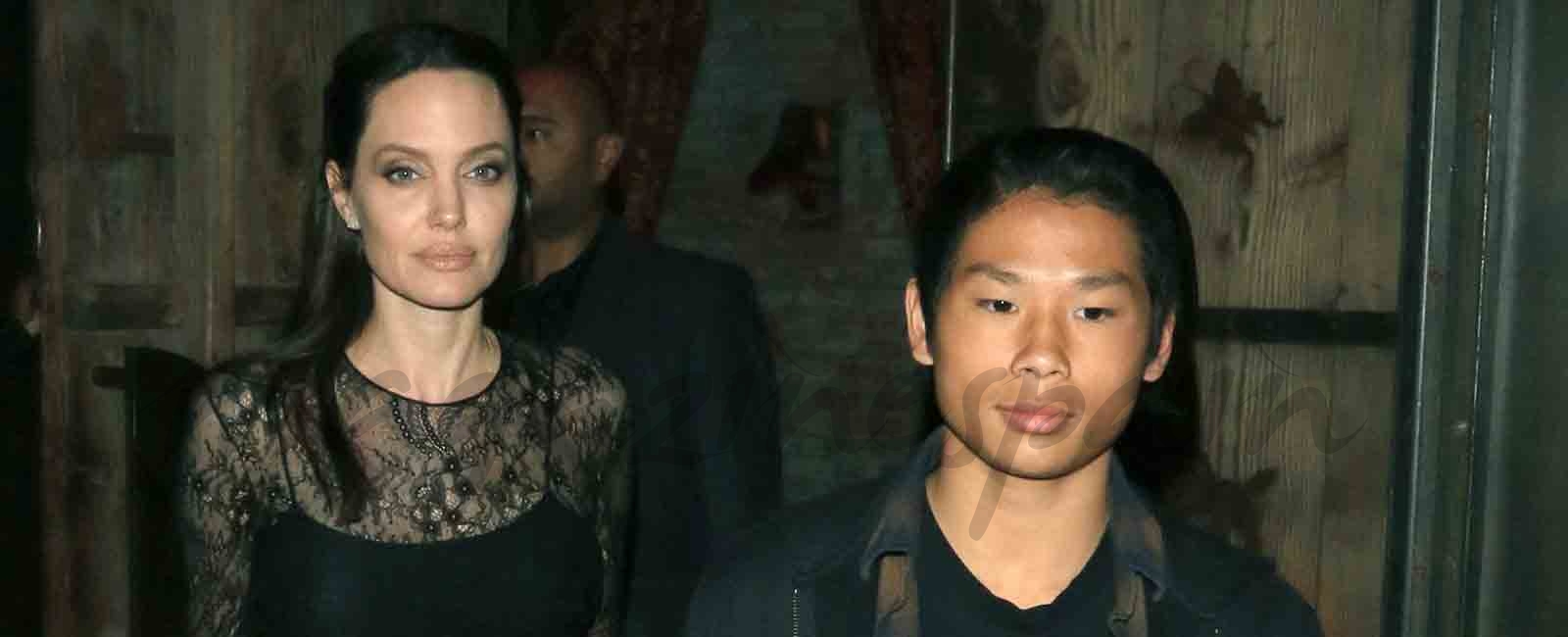 Angelina Jolie se refugia en su hijo Pax