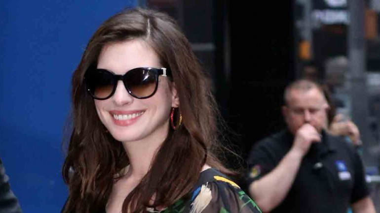 Anne Hathaway se apunta a la moda «low cost»