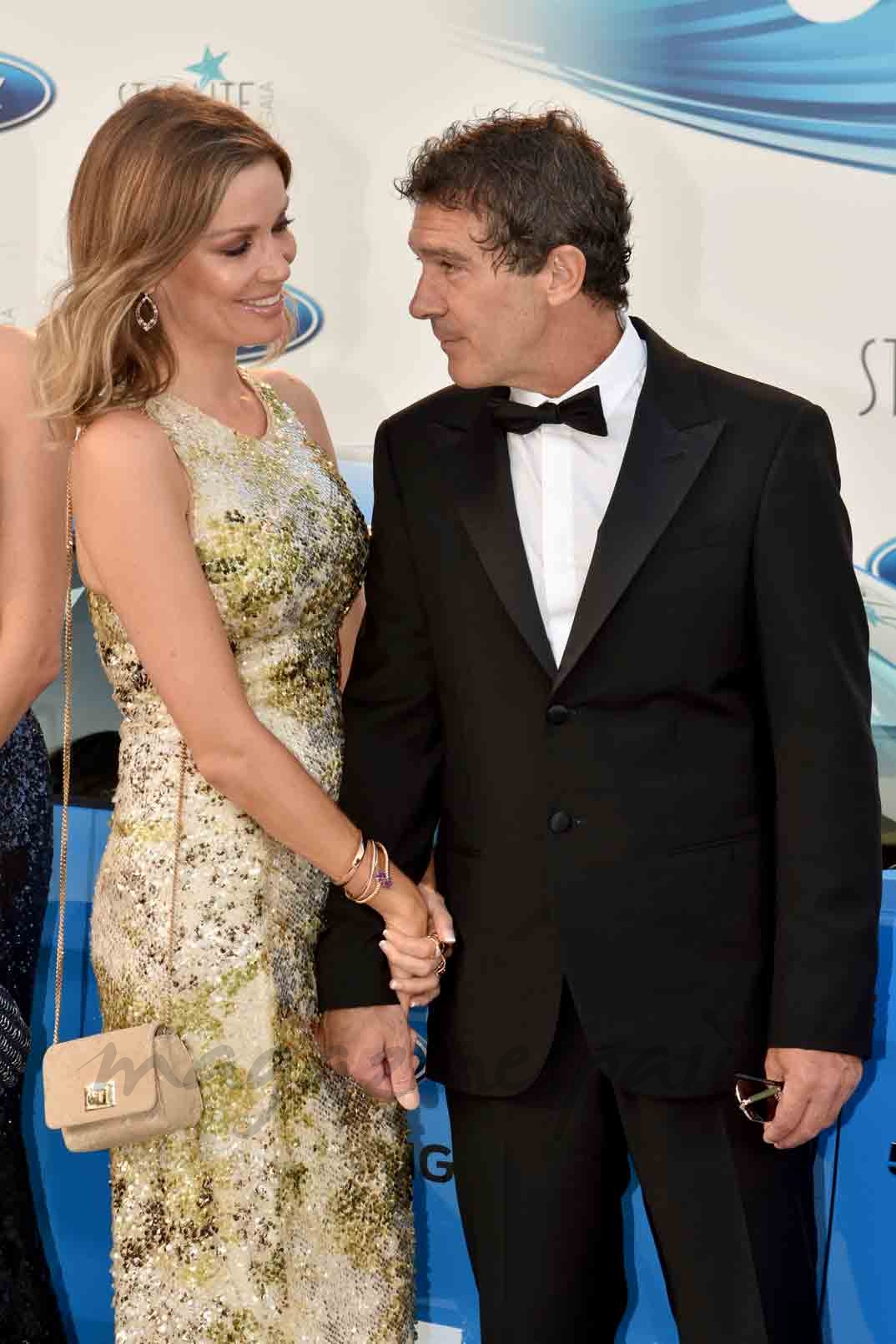 antonio banderas y nicole kimpel en la gala starlite