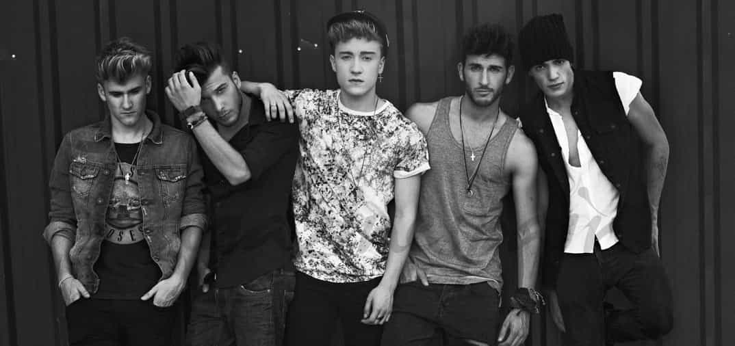 Auryn ponen música a «Atrapa la bandera»