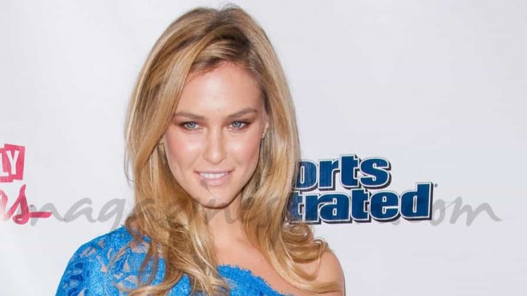 Bar Refaeli enfadada con Pink Floyd