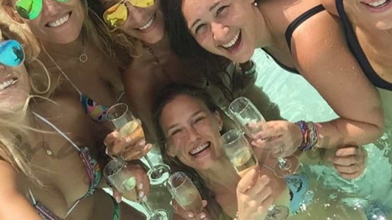 Bar Refaeli y sus amigas, despedida de soltera en Maldivas
