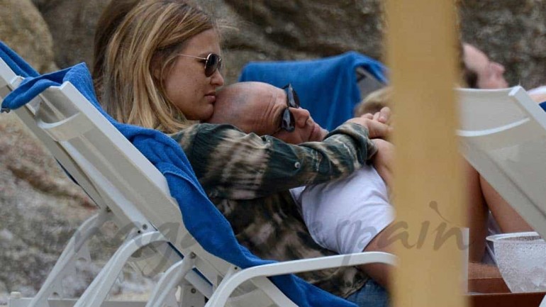 Bar Refaeli y Adi Ezra, boda entre polémica