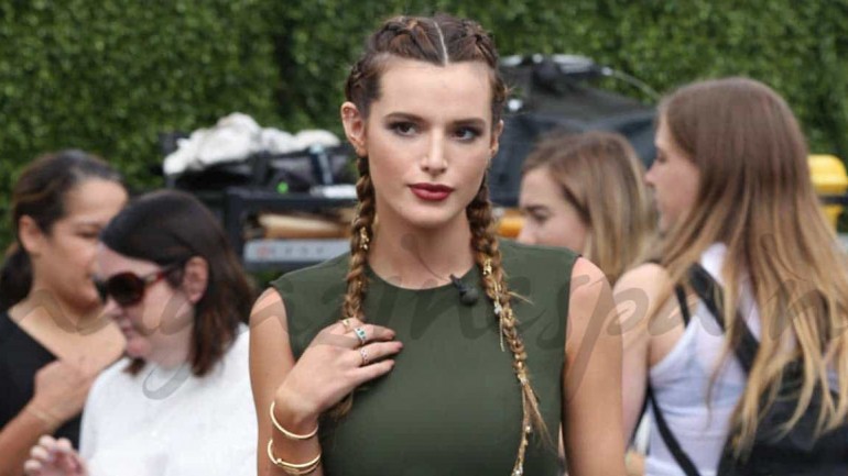 Bella Thorne presume de piernas