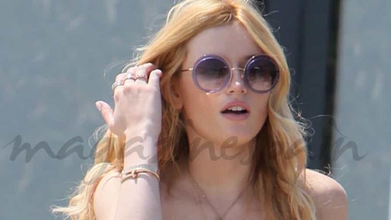 Bella Thorne presume de curvas
