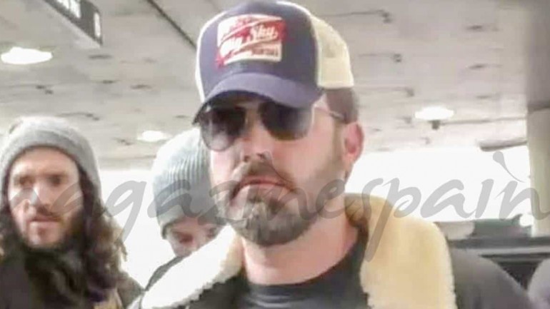 Ben Affleck cacheado en el aeropuerto de Los Ángeles