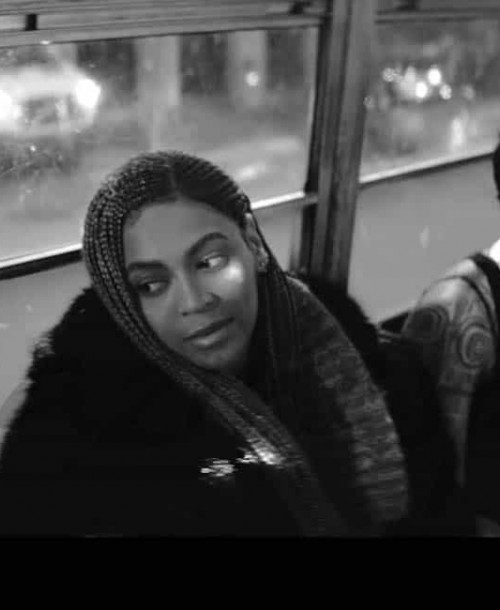 Beyoncé sorprende con su “peineta”, en su nuevo videoclip, “Sorry”