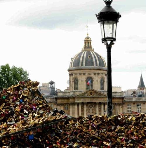Los «candados del amor» le dicen adiós a París