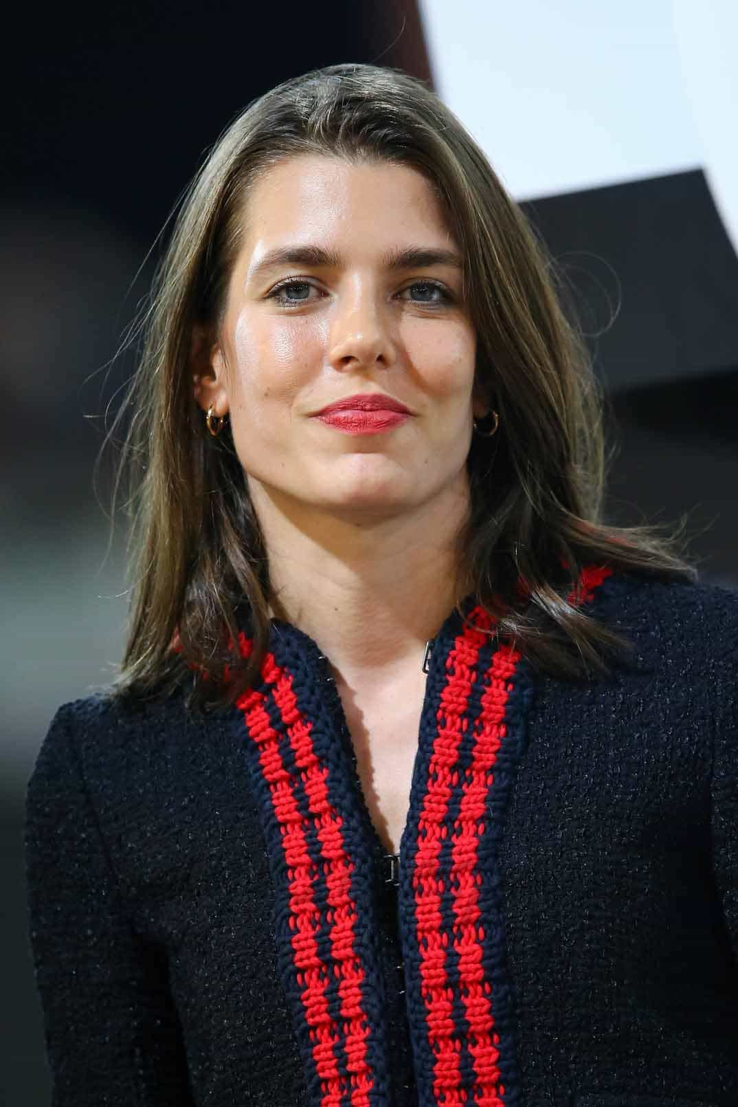 carlota casiraghi entrega premio gucci gold cup