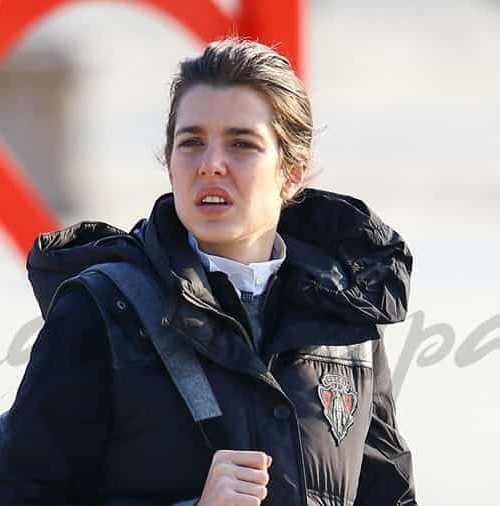 Carlota Casiraghi compite de nuevo y acalla los rumores de un posible embarazo