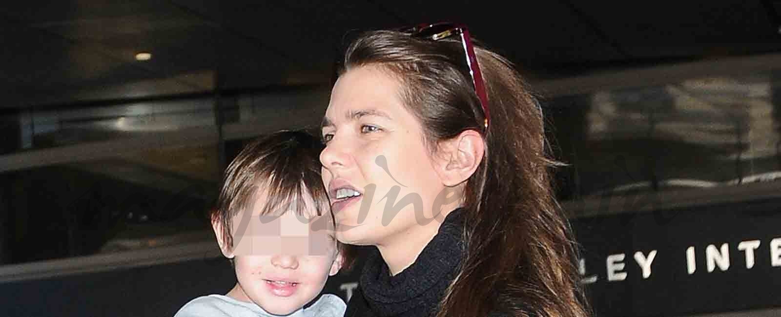 Carlota Casiraghi viaja a Los Ángeles con su hijo y su novio