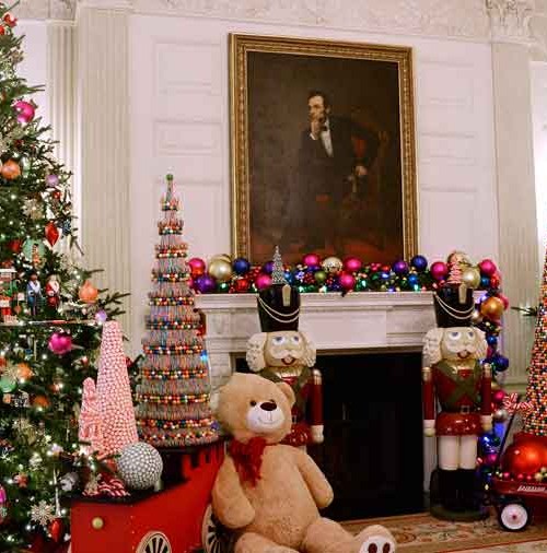 Michelle Obama inaugura la Navidad, en la Casa Blanca