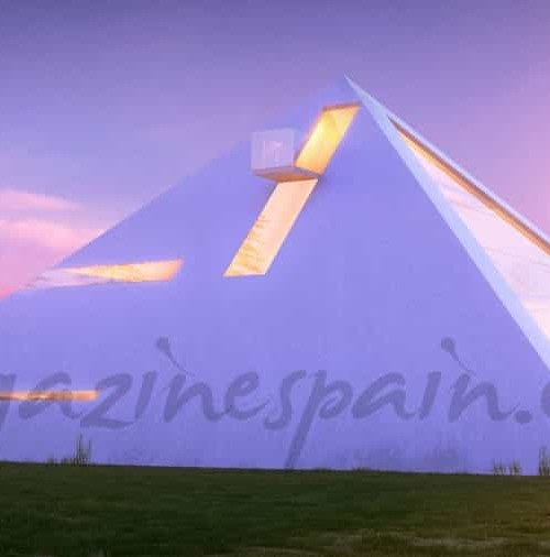 La Casa Pirámide… digna de un Faraón
