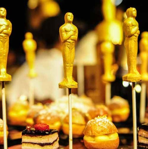 Caviar, langosta, chocolate bañado en oro de 24 kilates… así es la fiesta de los Oscar