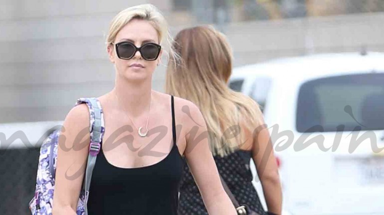 Charlize Theron, una mamá de cine
