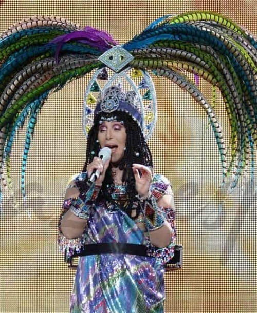 Cher cumple 70 años