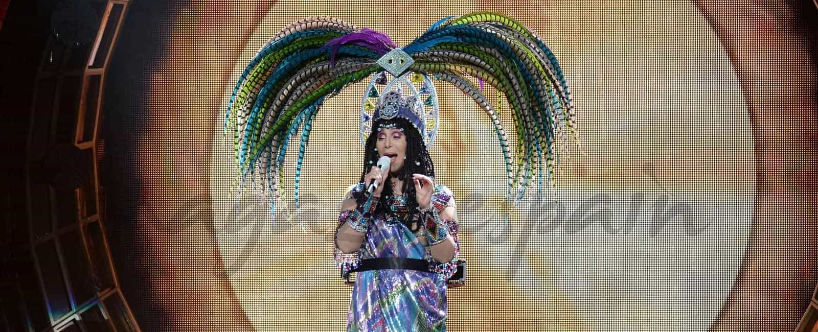 Cher cumple 70 años