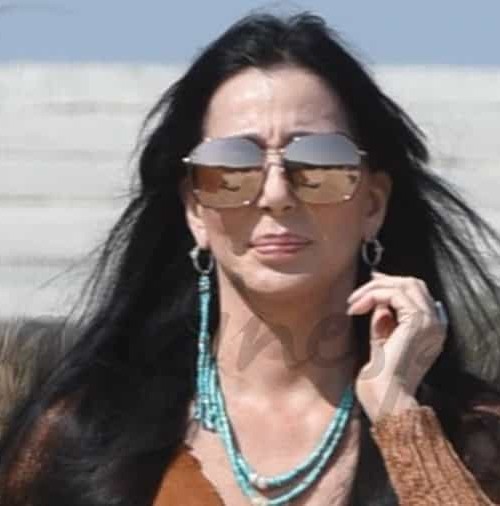 Cher, una jovencita de 69 años en Saint Tropez