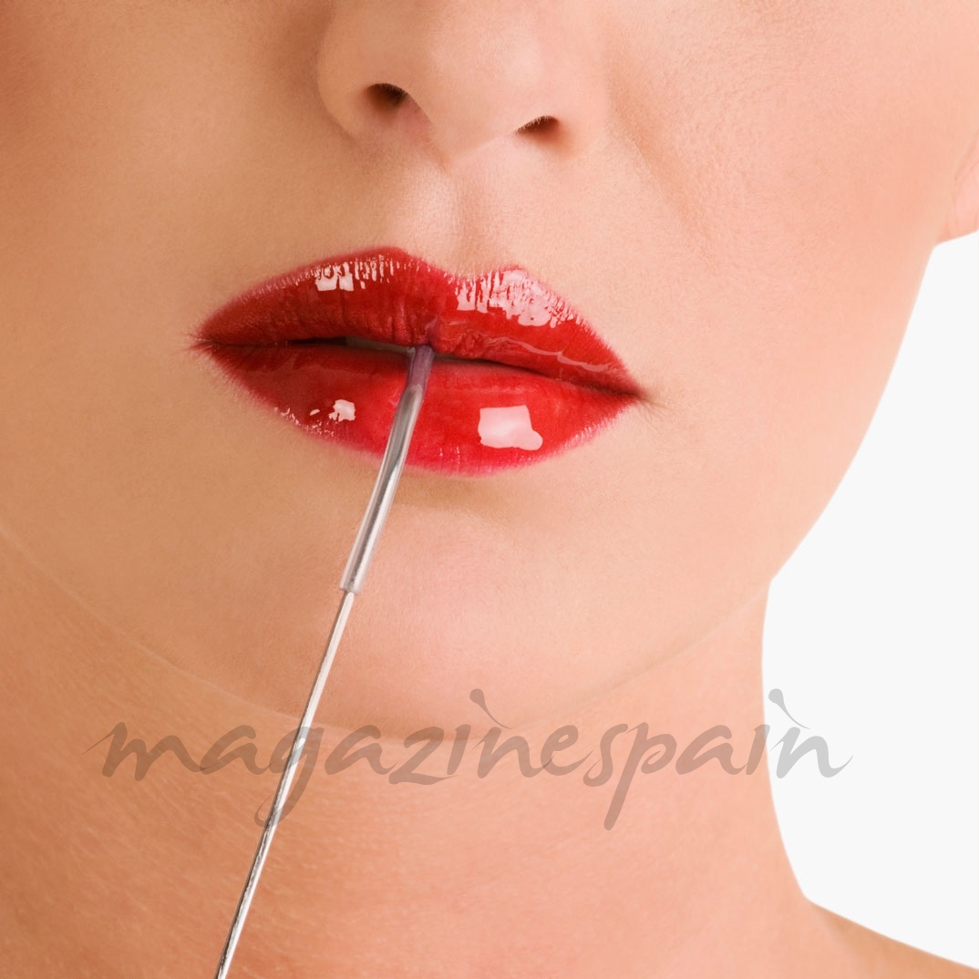 chica labios rojos